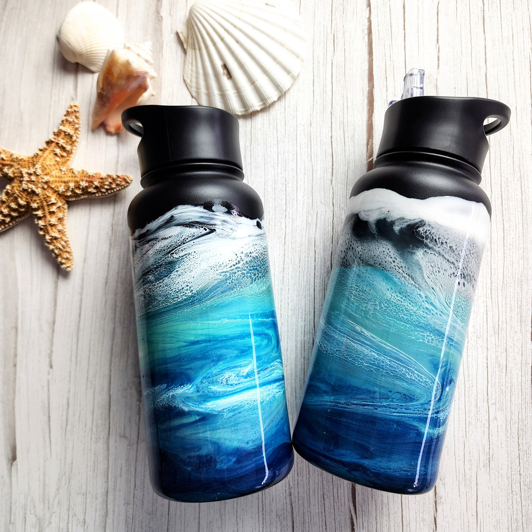 32oz Wave Water Bottle Tumblers